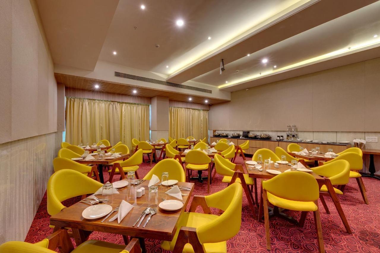 Viola Beacon Resort, Lonavala Eksteriør billede