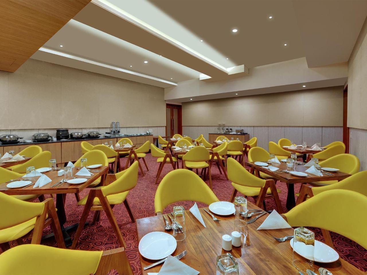 Viola Beacon Resort, Lonavala Eksteriør billede
